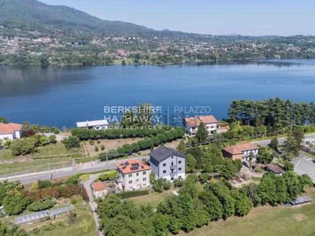 Casa in vendita a Biandronno, Lombardia