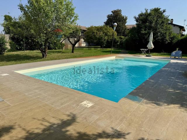 Casa in vendita a Corana, Lombardia