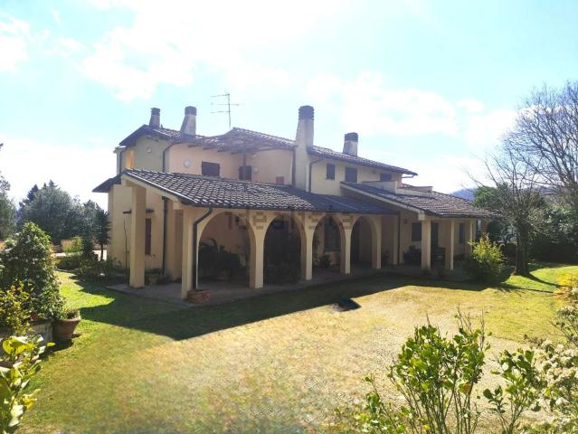 Casa in vendita a La Serra, Carmignano