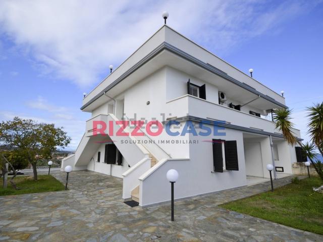 Casa in vendita a Calabria, Cosenza