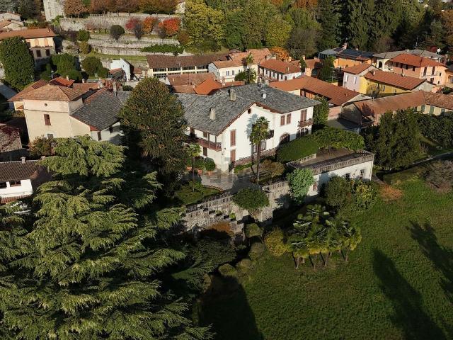 Casa in vendita a Invorio Superiore, Piemonte