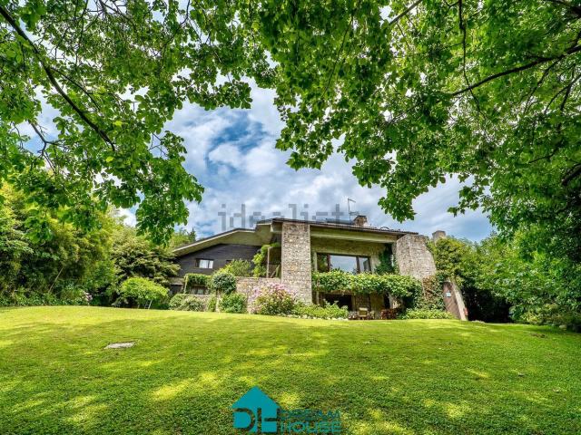 Casa in vendita a Moruzzo, Friuli-Venezia Giulia