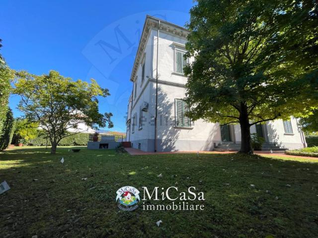 Casa in vendita a Pisa, Toscana