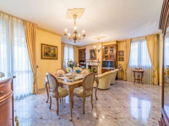 Casa in vendita a Val d’Enza, Re
