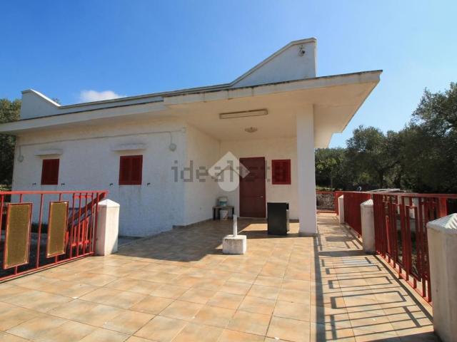Casa in vendita a Contrada Badessa, Puglia