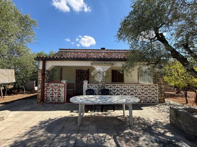 Casa in vendita a Puglia, Bari