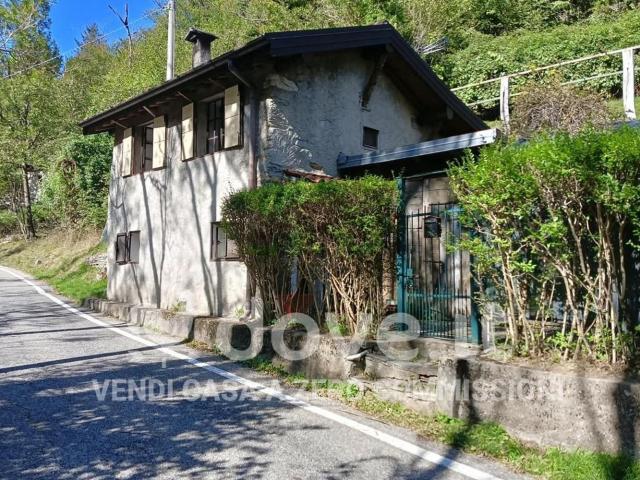 Casa in vendita a Zuigno, Casalzuigno
