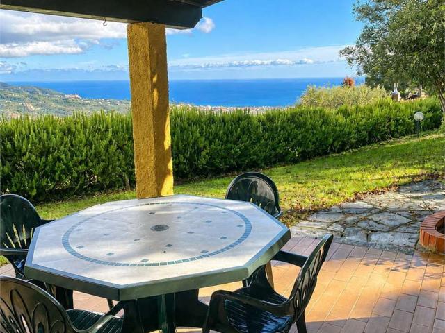 Casa in vendita a Diano Calderina, Diano Marina