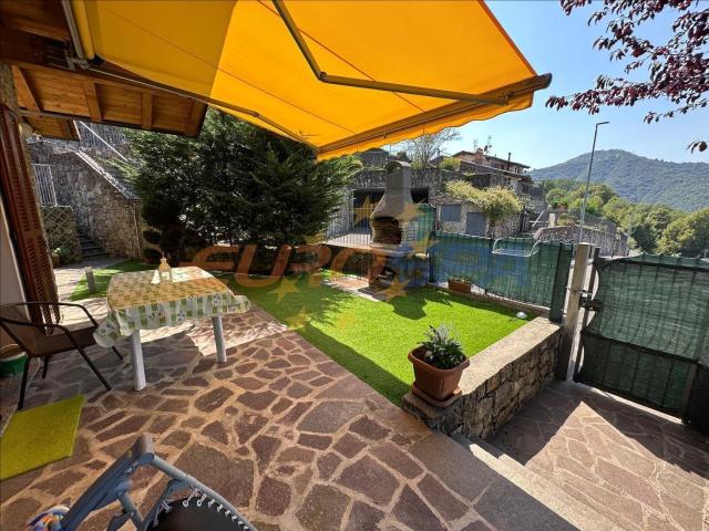 Casa in vendita a Selvino, Lombardia