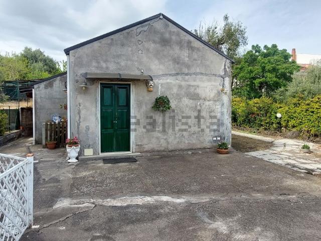 Casa in vendita a Rocca, Ragalna