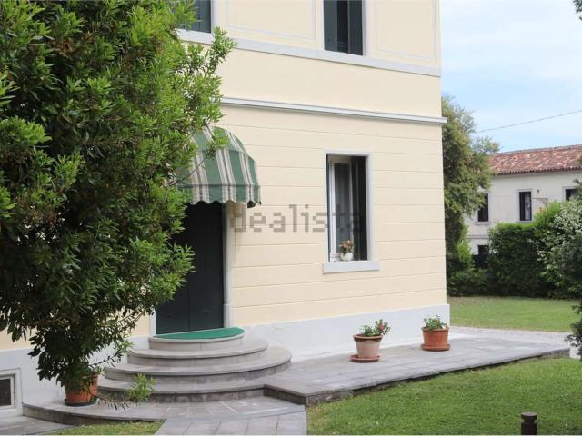 Casa in vendita a Cèneda, Vittorio Veneto