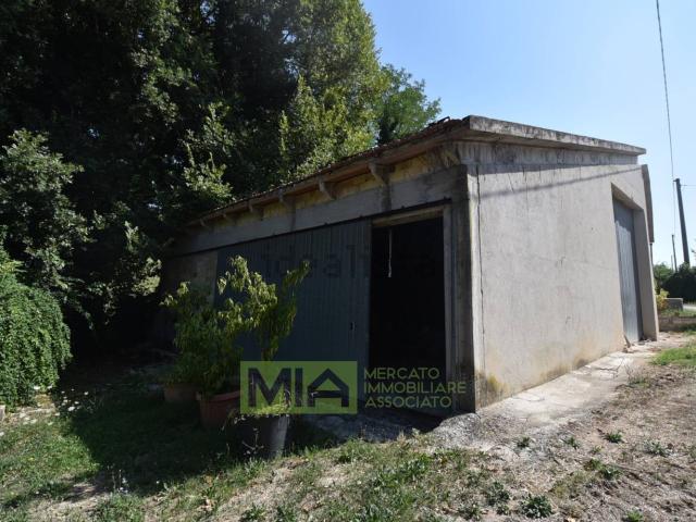 Casa in vendita a Marche, Fermo