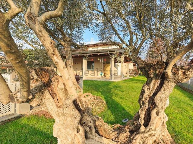 Casa in vendita a Carpaneto Piacentino, Reggio Emilia