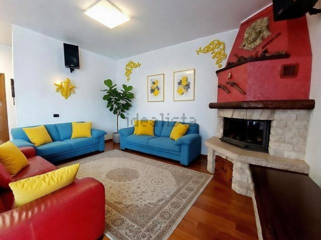 Casa in vendita a Torrevecchia Pia, Lombardia