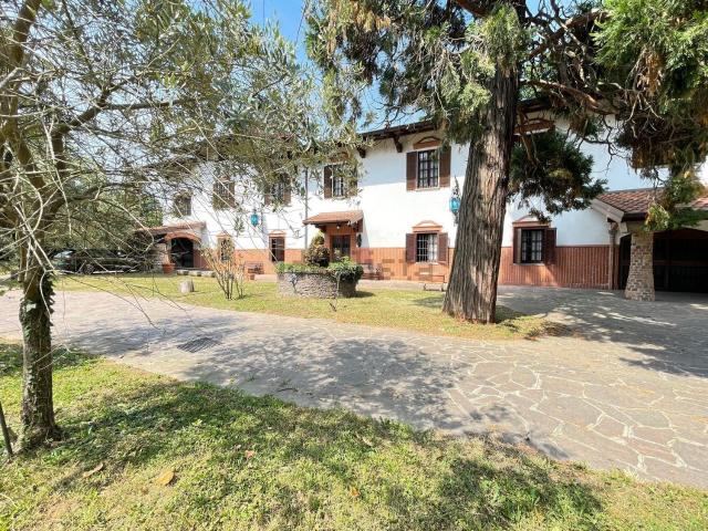 Casa in vendita a Oltresempione, Legnano