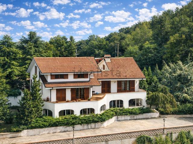 Casa in vendita a Castiglione Torinese, Piemonte