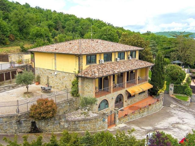 Casa in vendita a Tuoro Sul Trasimeno, Umbria