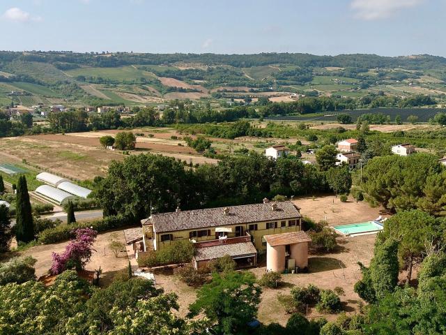 Casa in vendita a Marche, Fermo