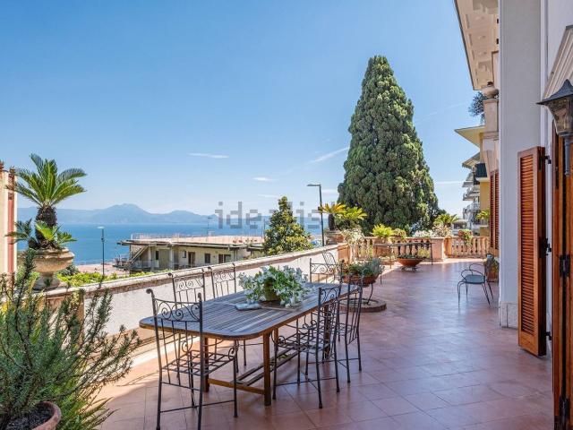 Casa in vendita a Municipalità 1, Campania
