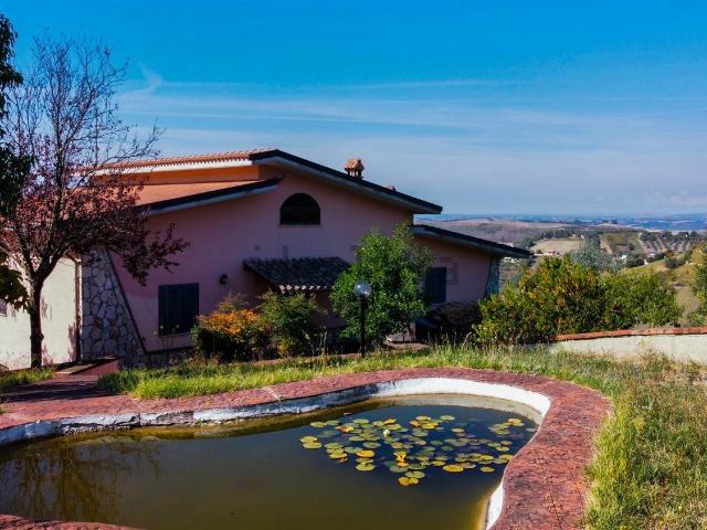 Casa in vendita a Monterotondo, Roma Capitale