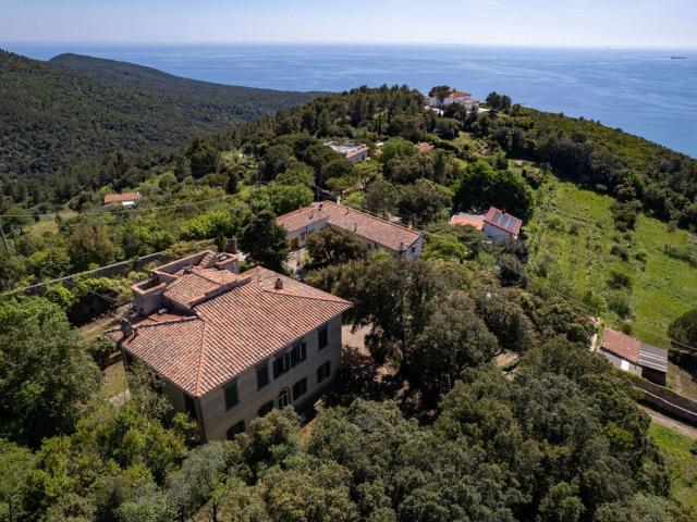 Casa in vendita a Montenero Alto, Livorno