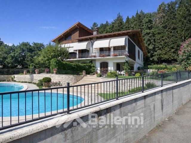 Casa in vendita a Calenzano, Toscana