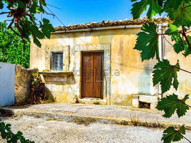 Casa in vendita a Noto, Sicilia