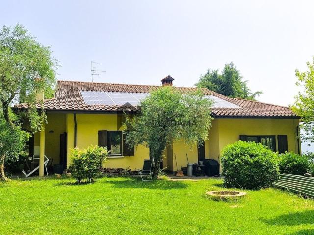 Casa in vendita a Cellatica, Lombardia