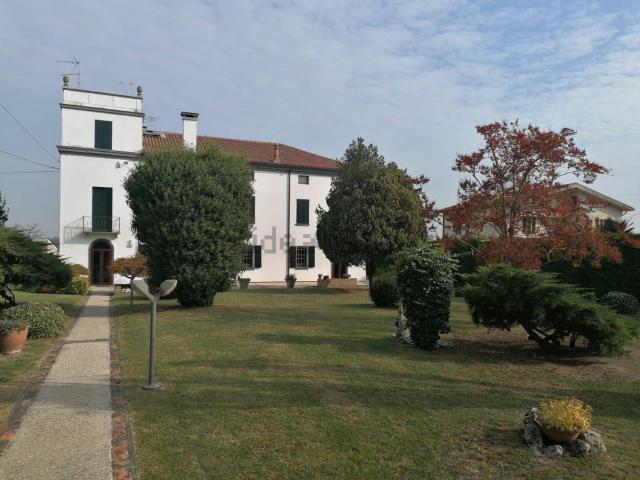 Casa in vendita a Crespino, Veneto