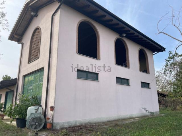 Casa in vendita a Creta, Castel San Giovanni