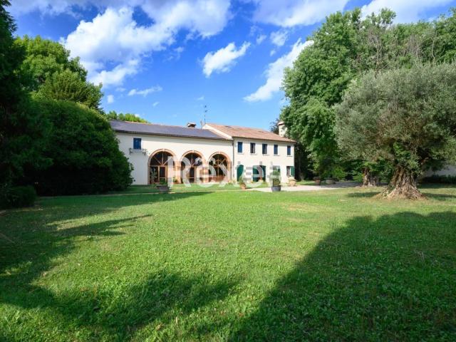 Casa in vendita a Rubano, Veneto