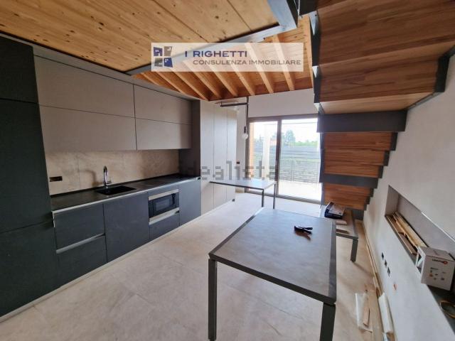 Casa in vendita a Ovest, Brenzone