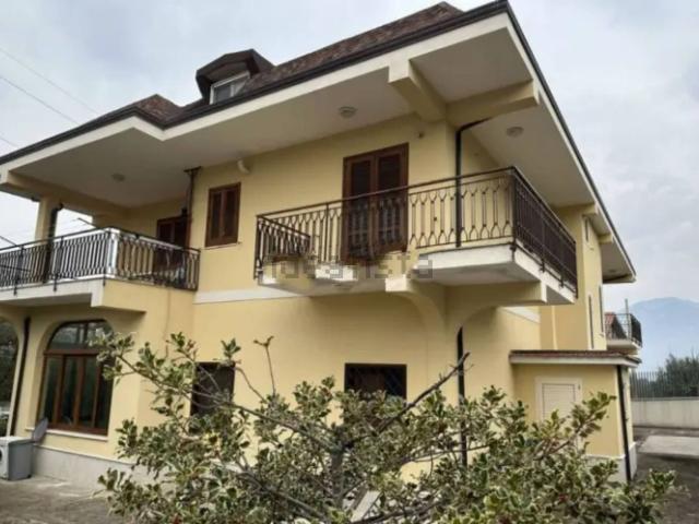 Casa in vendita a Piedimonte Matese, Campania