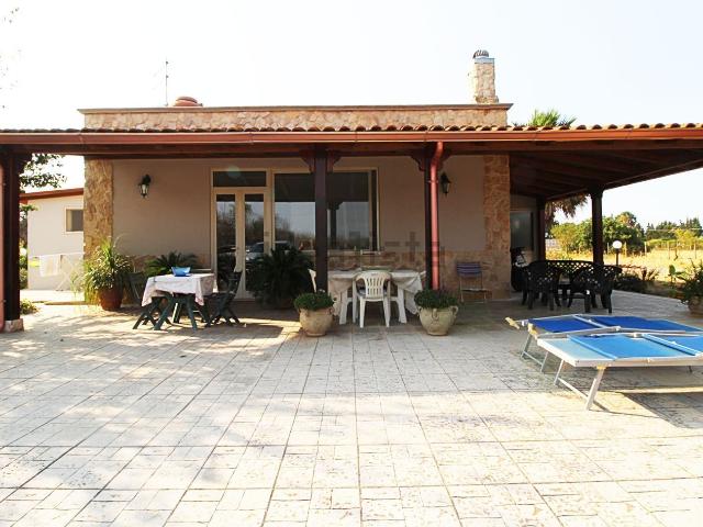 Casa in vendita a Puglia, Brindisi