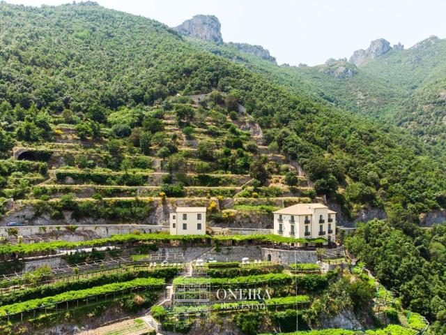 Casa in vendita a Maiori, Campania