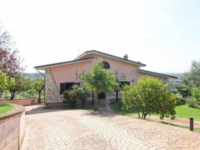 Casa in vendita a Roma Capitale, Lazio