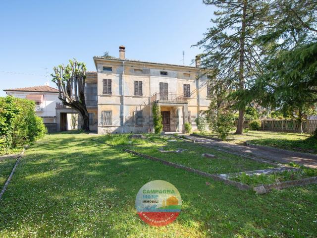 Casa in vendita a Unione Terre e Fiumi, Reggio Emilia