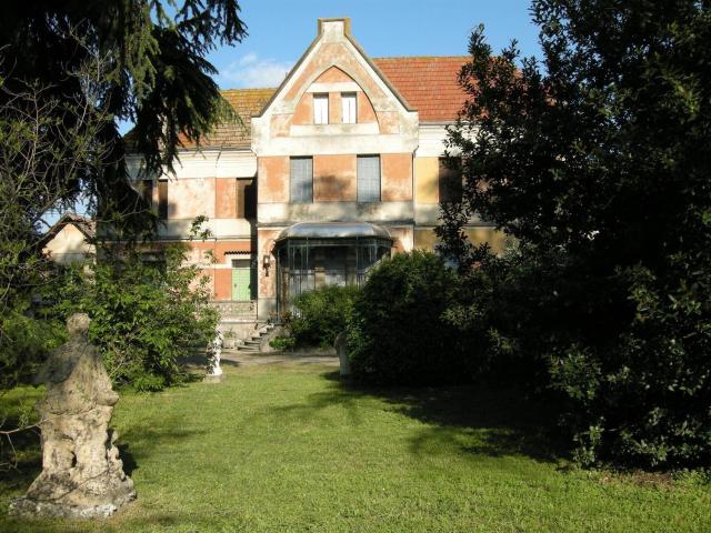 Casa in vendita a Collecchio, Reggio Emilia