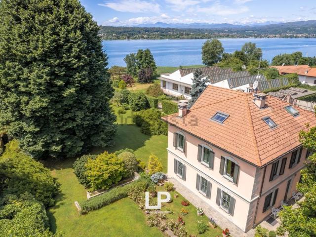 Casa in vendita a Sesto Calende, Lombardia