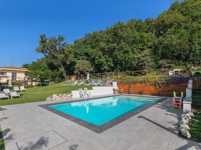 Casa in vendita a Soiano Del Lago, Lombardia