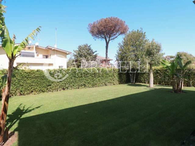Casa in vendita a Acilia Sud, Roma