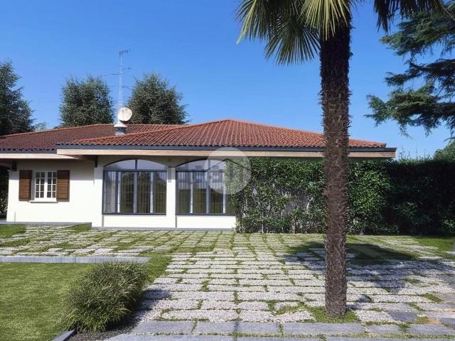 Casa in vendita a Erbusco, Lombardia