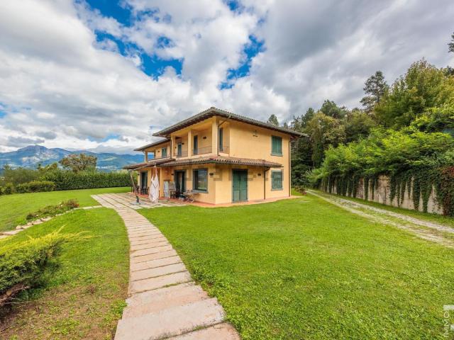 Casa in vendita a Unione Comuni Garfagnana, Castelnuovo Di Garfagnana