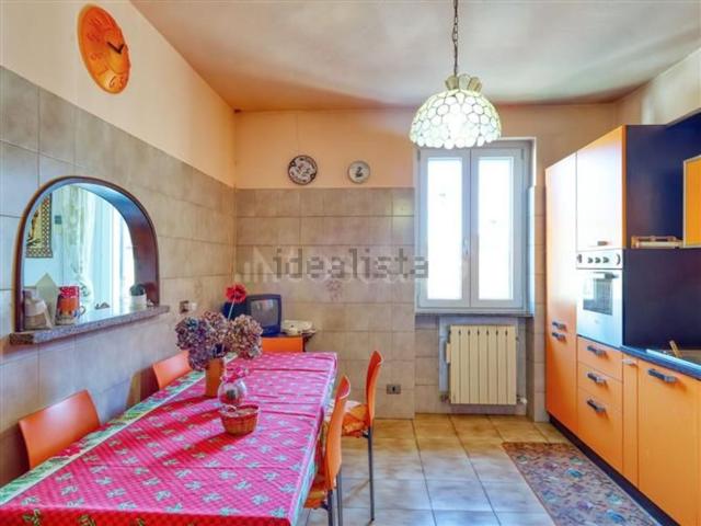 Casa in vendita a Vaji, Marchirolo
