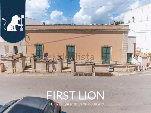 Casa in vendita a Castro Marina, Puglia