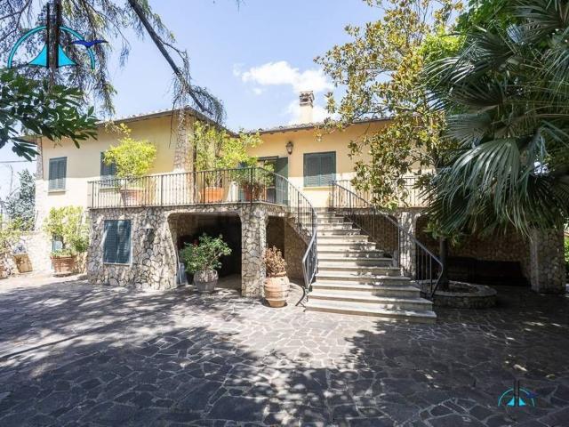 Casa in vendita a Collevecchio, Lazio