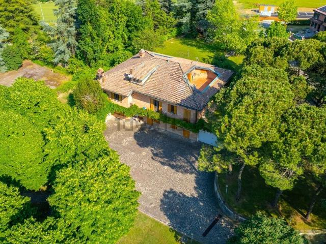 Casa in vendita a Unione dei comuni Valli del Reno, Lavino e Samoggia, Zola Predosa
