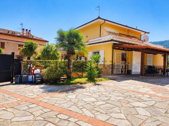Casa in vendita a Villanova D'albenga, Liguria