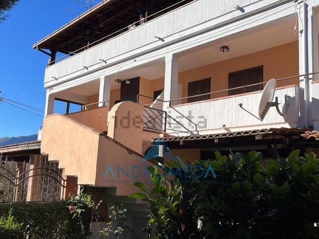 Casa in vendita a Vinchiaturo, Molise