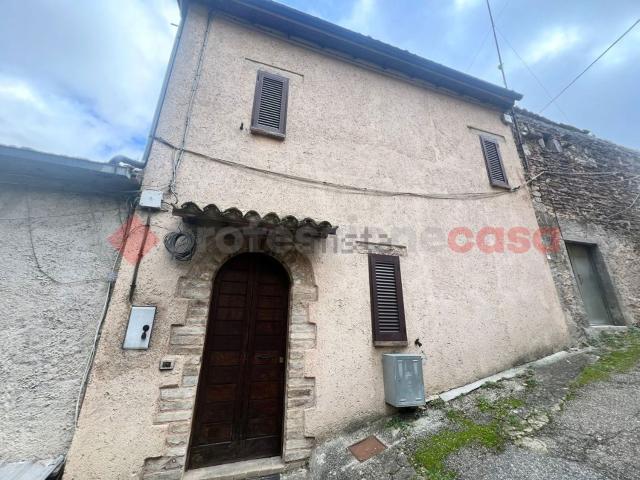 Casa in vendita a Campello Sul Clitunno, Umbria
